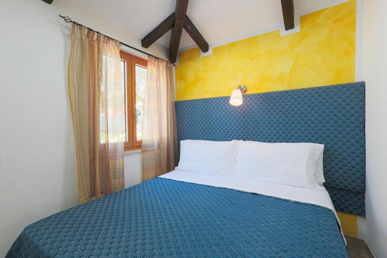 Апарт отель Relais Il Frantoio Масса-Лубренсе Экстерьер фото