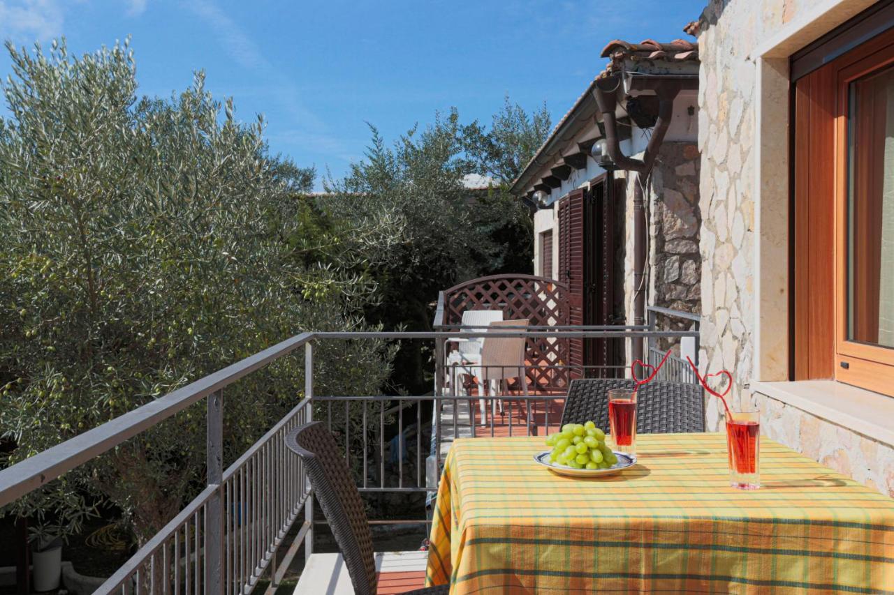 Апарт отель Relais Il Frantoio Масса-Лубренсе Экстерьер фото